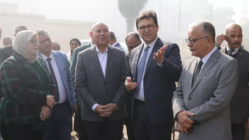 وزير الثقافة يوجّه بوضع خطة عاجلة لمتحف الشمع وتطوير سيناريو العرض