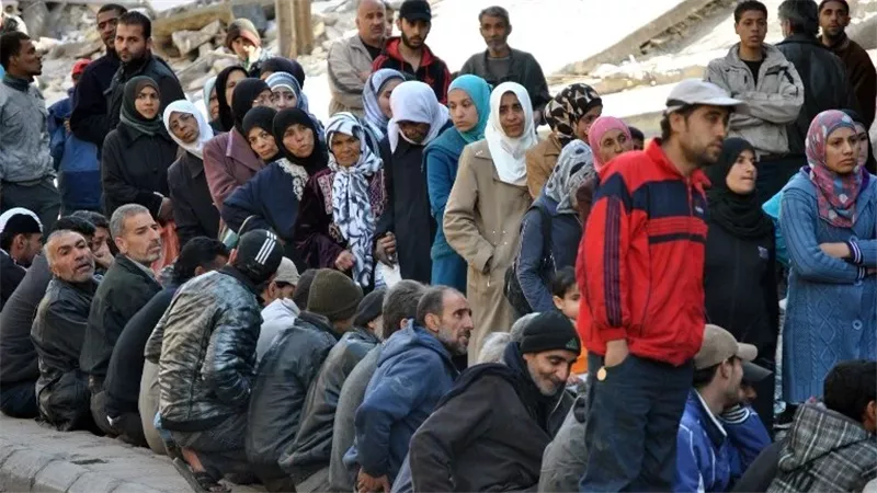 السلطات الباكستانية تخلي مخيماً لـ اللاجئين الأفغان بعدهجوم على سيارة شرطة