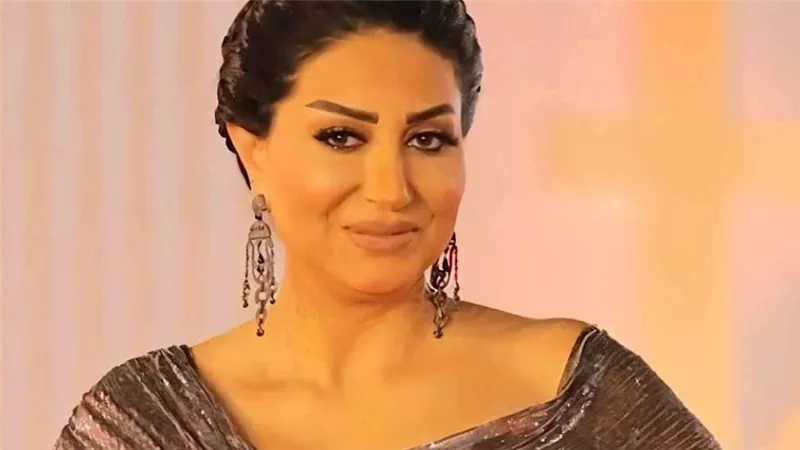 إنذار لنقيب الممثلين لحماية وفاء عامر من شائعات 
