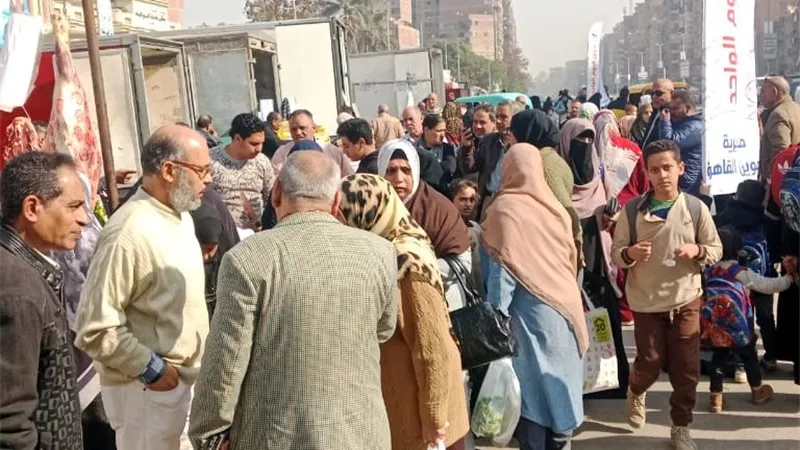 محافظ القاهرة: مبادرة أسواق اليوم الواحد لتوفير السلع الغذائية بأسعارمخفضة
