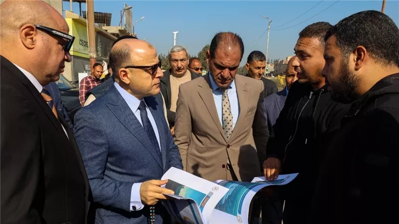 محافظ كفر الشيخ يتفقد أعمال ربط «دسوق المزدوج الجديد- بالطريق القديم»