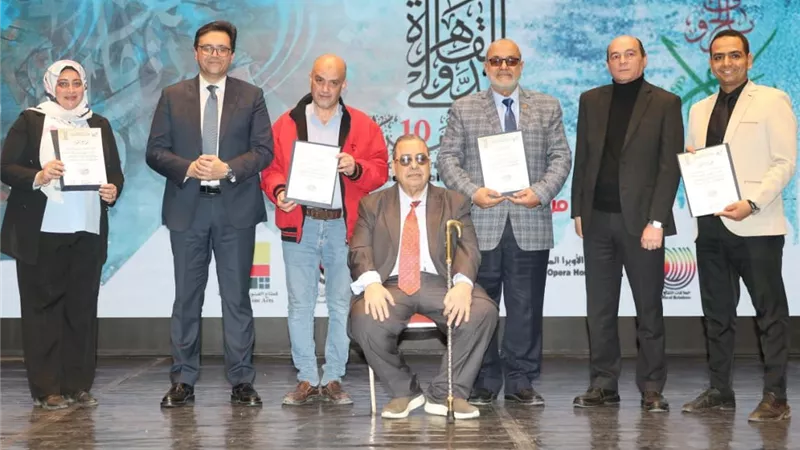 وزير الثقافة يكرم الفائزين في «القاهرة الدولي لفنون الخط العربي»