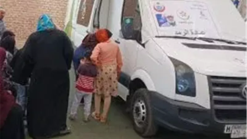 انطلاق فعاليات القوافل الطبية التابعة لمجلس الوزراء وبنك الشفاء في البحيرة