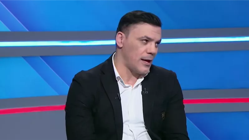 عمرو زكي عن شائعات مرضه: «ليه تضر أهلي وبنتي؟»