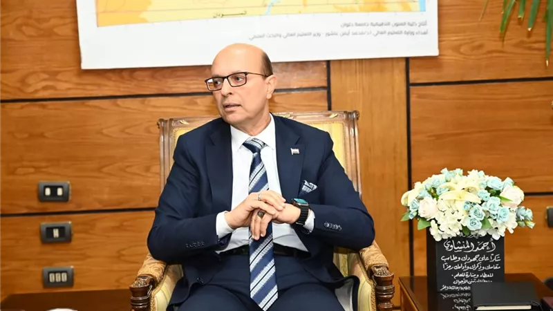  جامعة أسيوط تطلق فعاليات اليوم العلمي للخريجين .. تفاصيل 