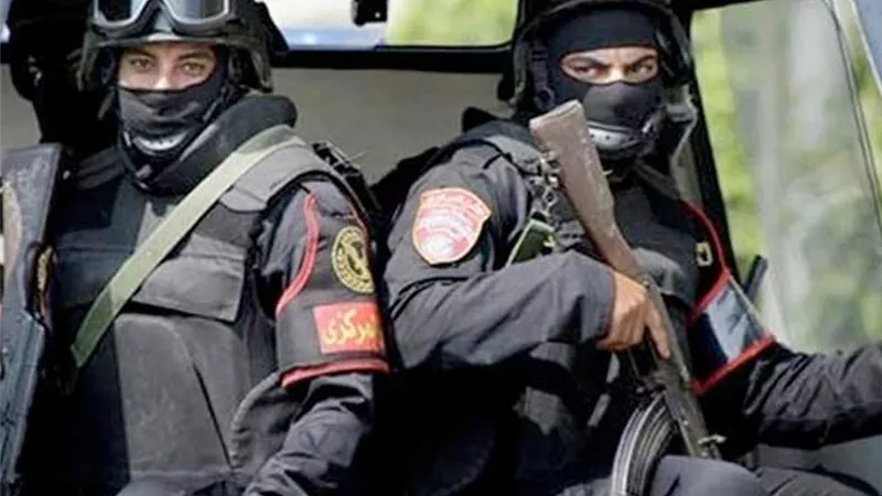 الأجهزة الأمنية تضبط 465 قضية مخدرات و163 قطعة سلاح ناري