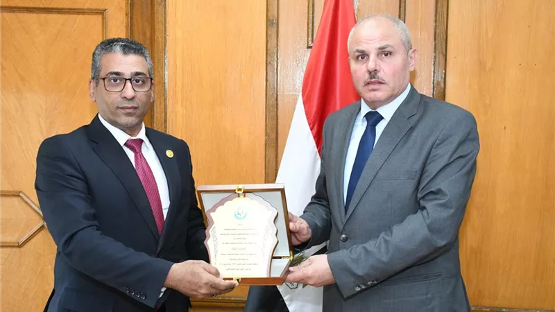  رئيس جامعة قناة السويس يشيد بملف الرقمنة داخل الكليات