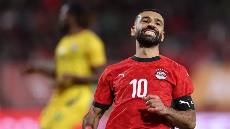 الصحف الأوروبية تحتفي بمحمد صلاح بعد هدف الفوز القاتل ضد زيمبابوي