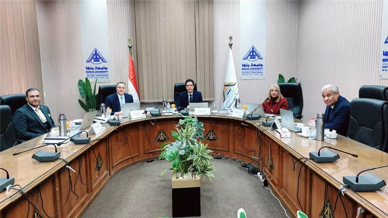 رئيس جامعة بنها يترأس لجنة اختيار عميد كلية علوم الرياضة  