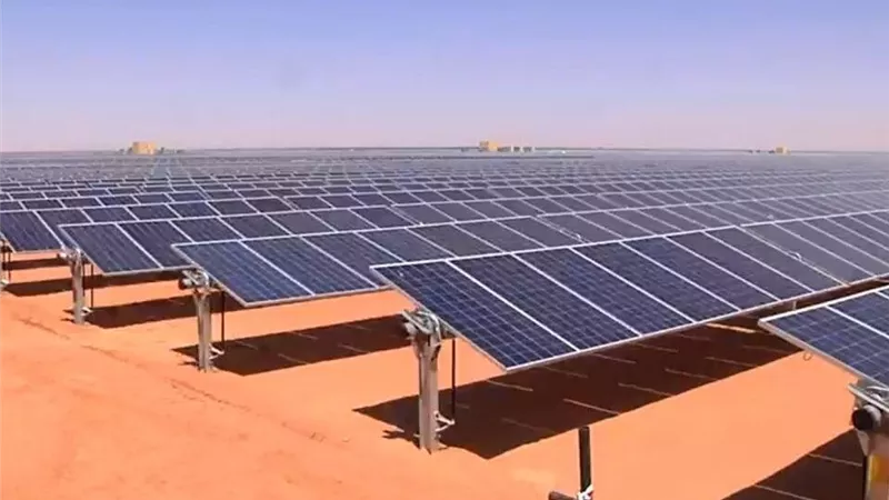شعبة الطاقة تكشف حقيقة تعطيل ربط محطات الطاقة الشمسية