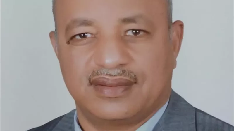 عميد آداب سوهاج يكشف ترتيبات امتحانات 12 ألف طالب وموقف ذوي الهمم.. خاص 