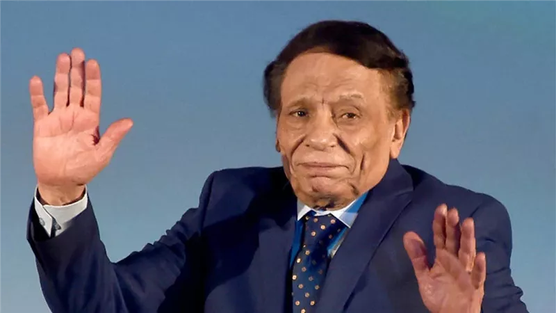 «هوس التريند» يغتال الفنانين أحياء.. عائلات عاشت «فجيعة كاذبة» خلف الشاشات
