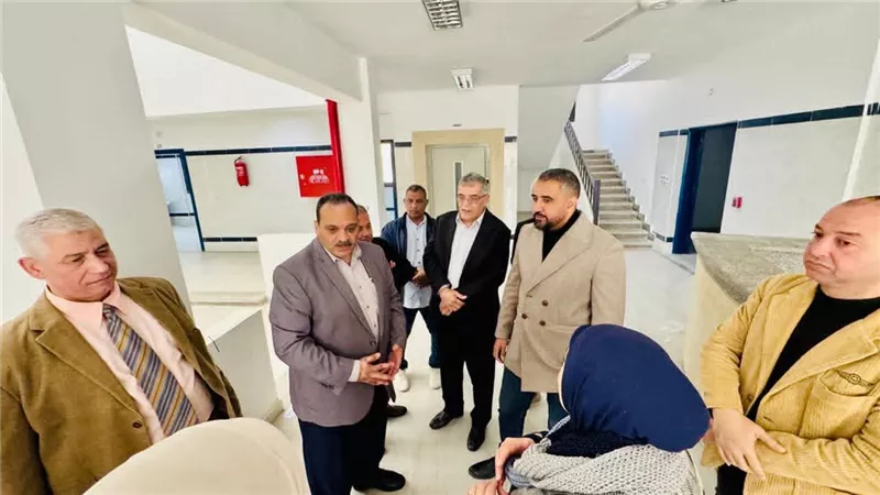 «بنها الأهلية» تتسلم مبنى مستشفى جامعي بمدنية العبور الجديدة