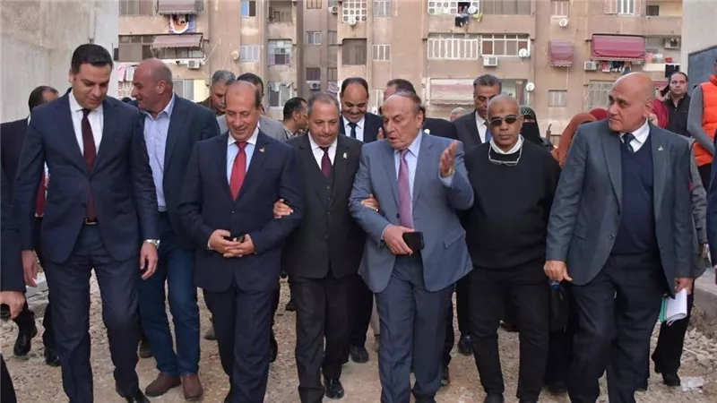 محافظ بورسعيد يتفقد أعمال تطوير المنطقة المحيطة بمحكمة بورفؤاد الجديدة