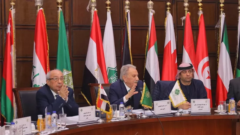 احتفالًا بـ«النبراوي».. مرشح لمنصب نقيب المهندسين يعلق جولاته الانتخابية 