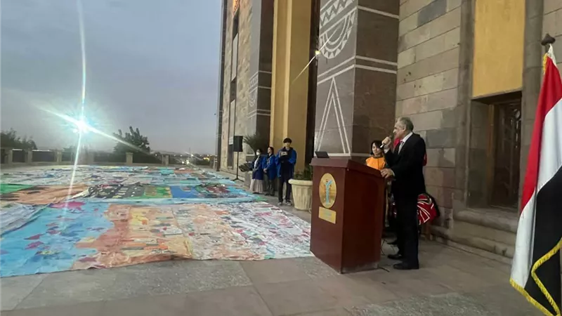 جامعة أسوان تشارك باحتفالية عالمية لعرض أكبر لوحة أطفال مرسومة في العالم