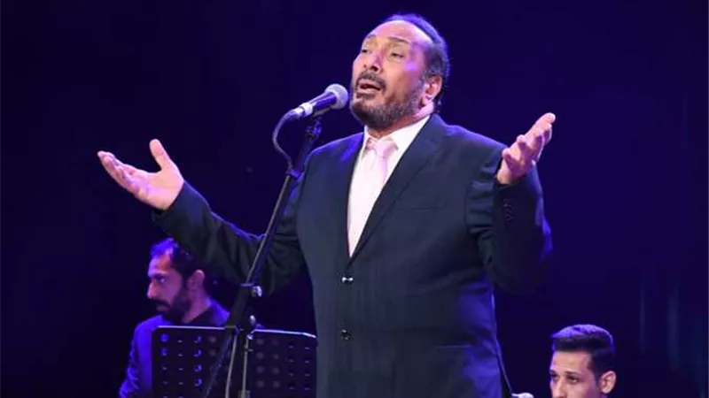 علي الحجار يقدم باقة من أجمل أغانيه في ساقية الصاوي اليوم| تفاصيل