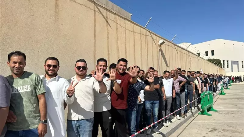إعادة الـ19 دائرة.. إغلاق لجان الاقتراع بسفارات مصر في 5 دول خارجية