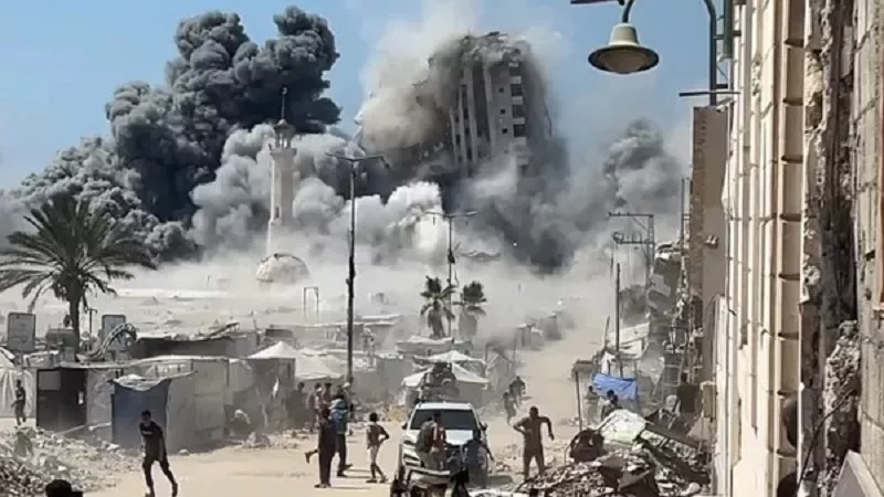 القاهرة الإخبارية: غارات مكثفة على جنوب لبنان.. حزام ناري يشعل صيدا|فيديو