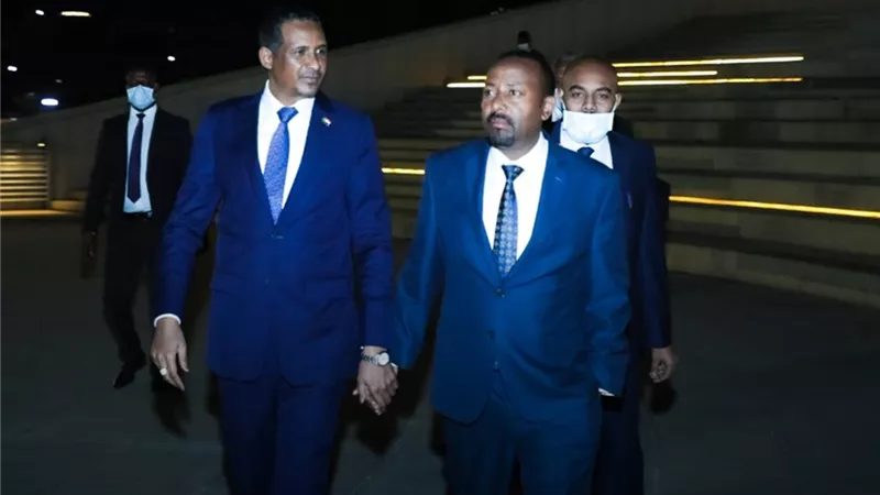 هل تستعد للحرب.. إثيوبيا تجهز مطارًا عسكريًا على حدود السودان| صور
