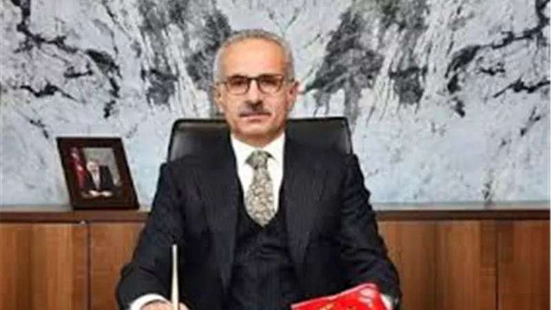 وزير النقل التركي: فحص الصندوق الأسود للطائرة الليبية في دولة محايدة