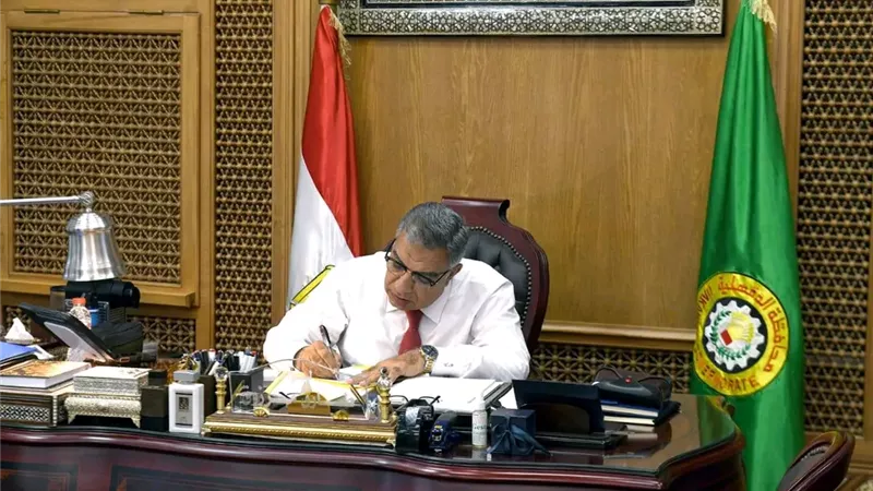محافظ الدقهلية يعتمد الأحوزة العمرانية لـ 23 عزبة في 9 مراكز 