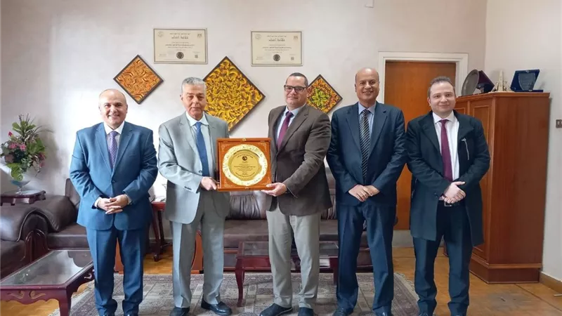 حقوق عين شمس
