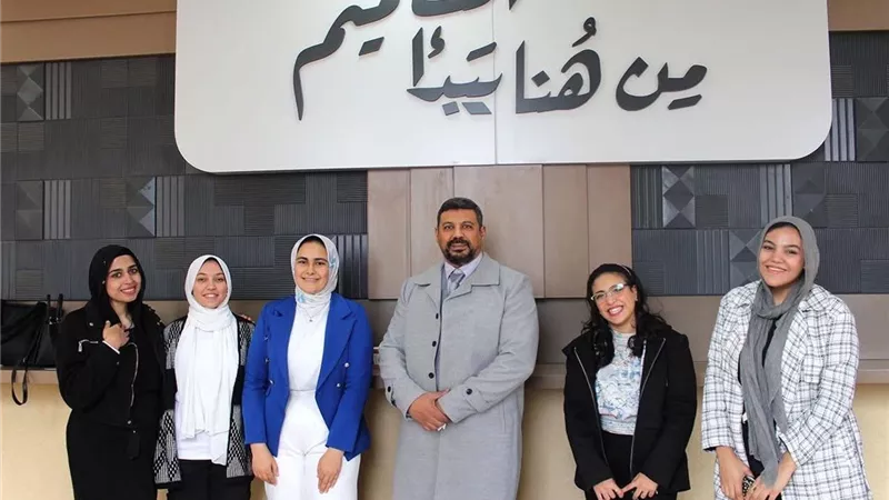 الفنون التطبيقية بالجامعة الروسية ترسم ملامح مستقبل جيل جديد من المصممين