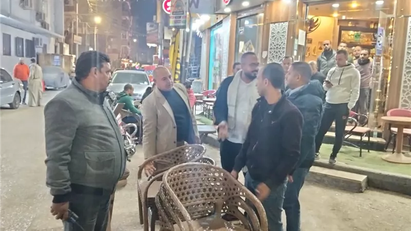 حملات مكثفة لرفع الإشغالات والتعديات بحي شرق أسيوط