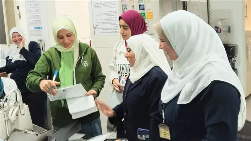 مرور فرق إشرافية من الإدارات الفنية على مستشفى حميات دمنهور
