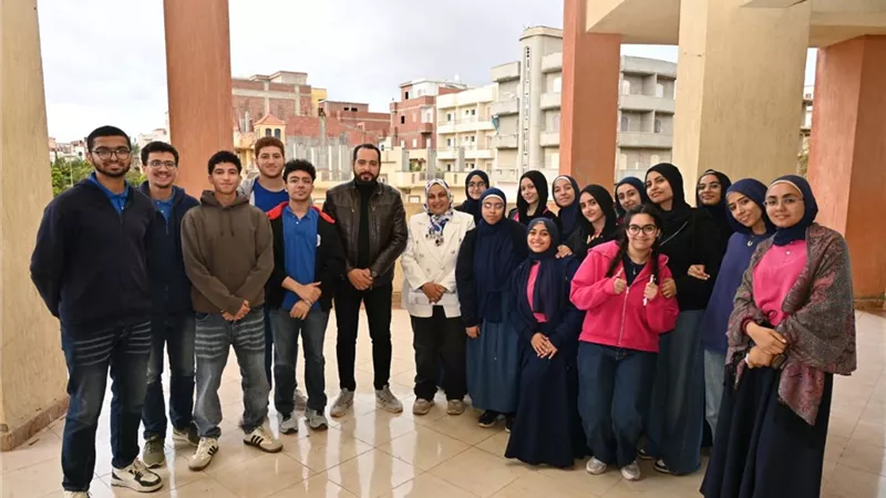 عرض72 مشروعًا علميًا لطلاب مدارس STEM بحضور مديرة مدينة الأبحاث العلمية 