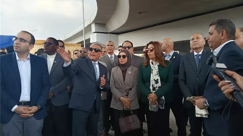   وزيرة التنمية المحلية تصل إلى الإسماعيلية لافتتاح مشروع المركز التجاري
