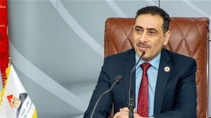 نائب رئيس جامعة القاهرة  : الاستشراق أسهم فى تشكيل الوعي الغربي بالشرق