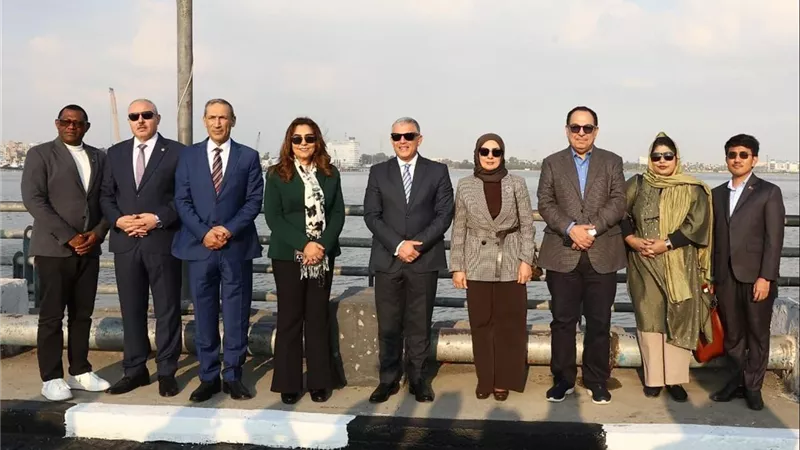 وزير التنمية المحلية تفتتح تطوير طريق البلاجات السياحي بالإسماعيلية
