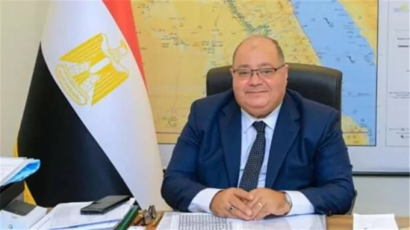  السفير ياسر هاشم: الانتخابات تسير بنجاح والتصويت مستمر في الدوائر الملغاة