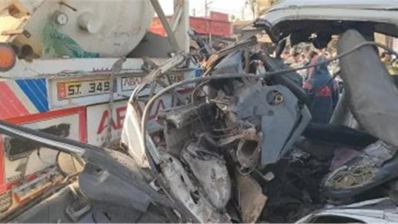 إصابة 4 أشخاص في حادث تصادم بالبحيرة     