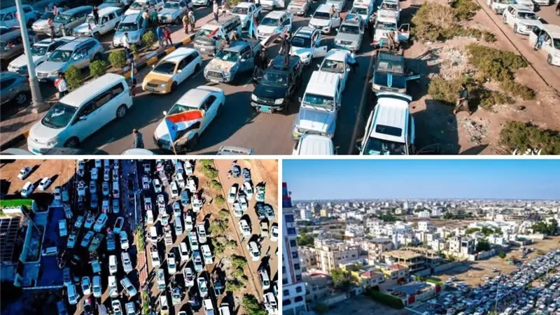 زحف جماهيري مهيب صوب ساحة العروض بعدن للمطالبة بفك الارتباط