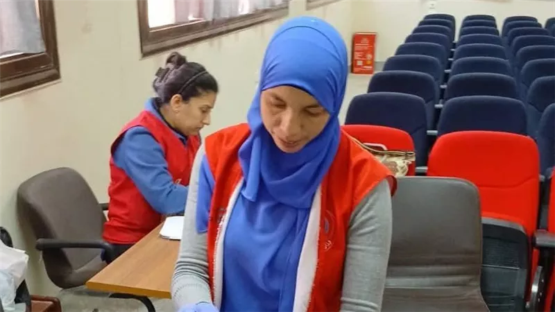 جامعة الوادي الجديد تستكمل أعمال القافلة الطبية للكشف عن الأمراض المزمنة
