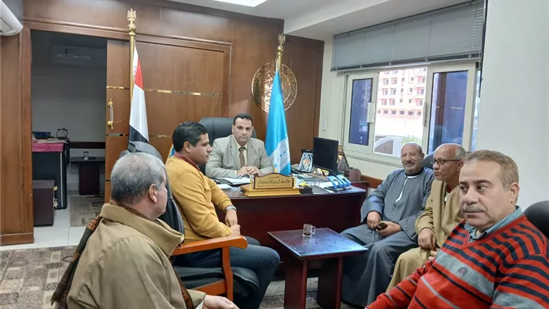 نقيب الفلاحين يطالب «تموين الإسكندرية» بزيادة منافذ بيع السلع ببرج العرب