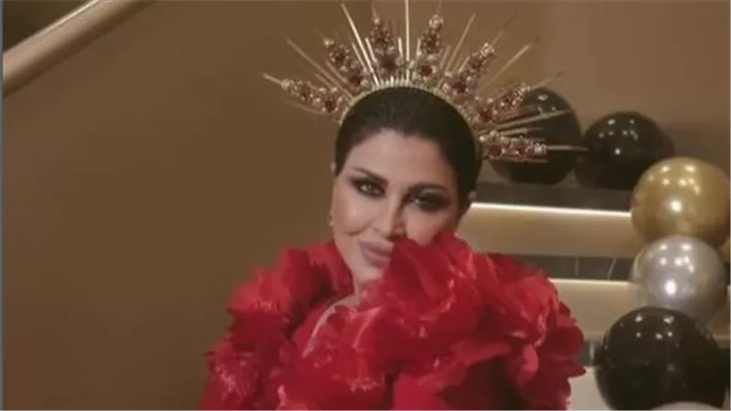 بـ«الأحمر الناري».. جومانا مراد تخطف الأنظار في احتفالات «الكريسماس»