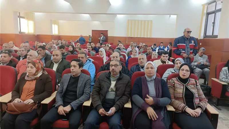 البحيرة تعقد ورش تفاعلية لمواجهة الأزمات وتطبيق معايير الأمن والسلامة 