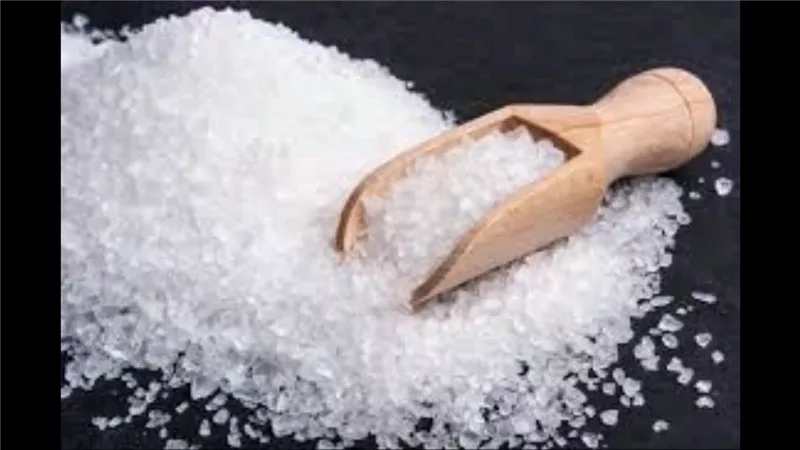 ما حكم رش الملح لمنع الحسد والمرض في المنزل؟ أمين الفتوى يجيب