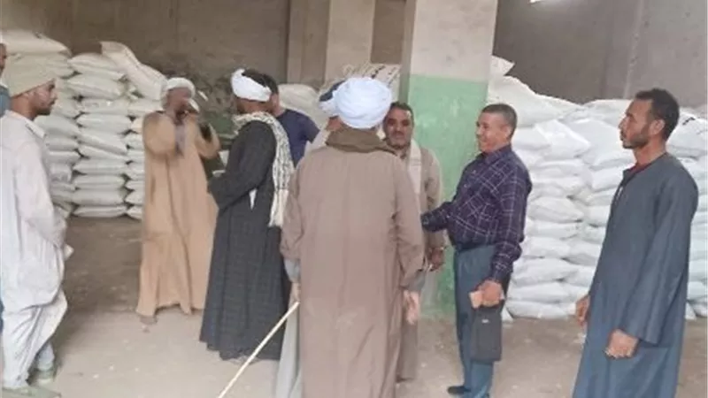 زراعة أسيوط تراقب توزيع الأسمدة لضمان وصول الدعم لمستحقيه