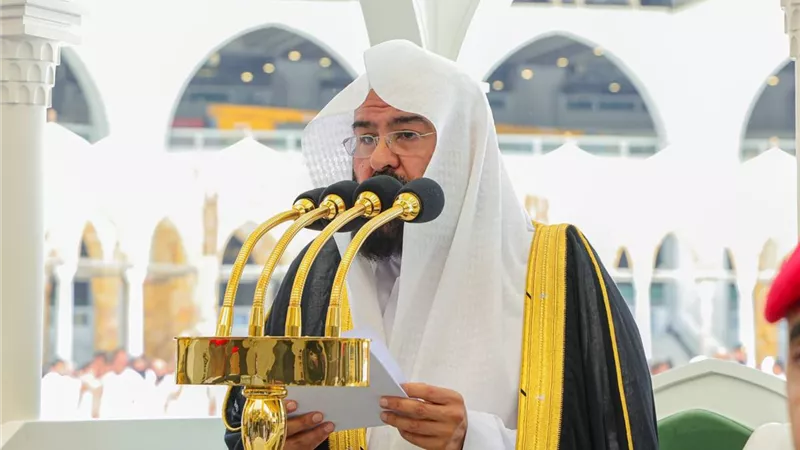 خطيب المسجد الحرام: هذا الشخص نهايته إلى النار بالرغم من صلاته وزكاته