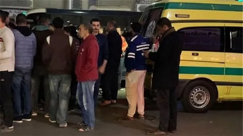 حادث مأساوي أمام مدرسة الثانوية ببني عبيد ينهي حياة شاب ويصيب اثنين آخرين