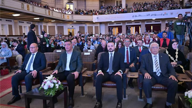 السفيرة نبلية مكرم: 100 ألف متطوع داخل التحالف الوطني للعمل الأهلي التنموي