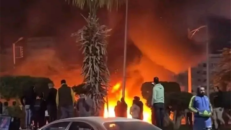 تطورات جديدة في حادث حريق سيارتين بشارع الجيش في المنصورة 