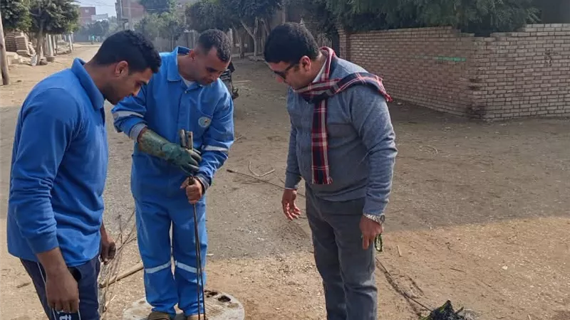 إهناسيا تواصل متابعة أعمال التصالح والصرف الصحي لضمان سلامة المواطنين