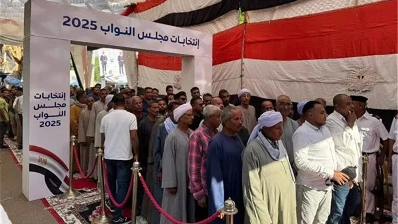 انتخابات النواب.. حادث تصادم يؤخر وصول رئيس لجنة إيتاي البارود| فيديو