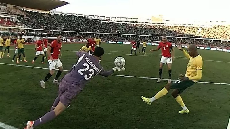 رغم بلوغه 36 عامًا.. «كاف»: الشناوي صمام أمان للمنتخب المصرى